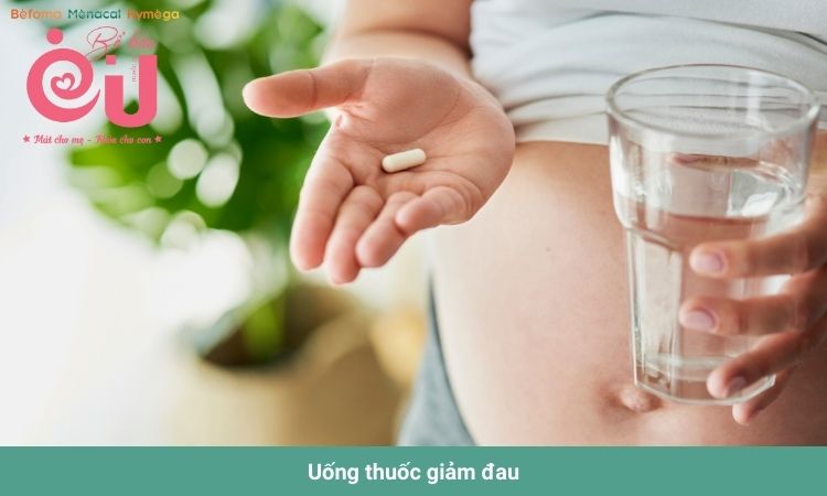 Tham khảo ý kiến bác sĩ trước khi uống thuốc trong thời gian mang thai